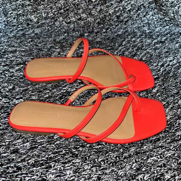 NWOT Never Worn Banana Republic Flat Sandals (Size 6, Chili Pepper Red/Coral) - Picture 3 of 6